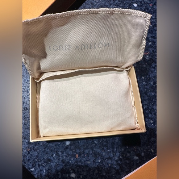 Louis Vuitton Défilé Homme Automne-Hiver 2021 - Picture 7 of 13